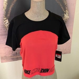 Women’s Nike Pro Top Size Large